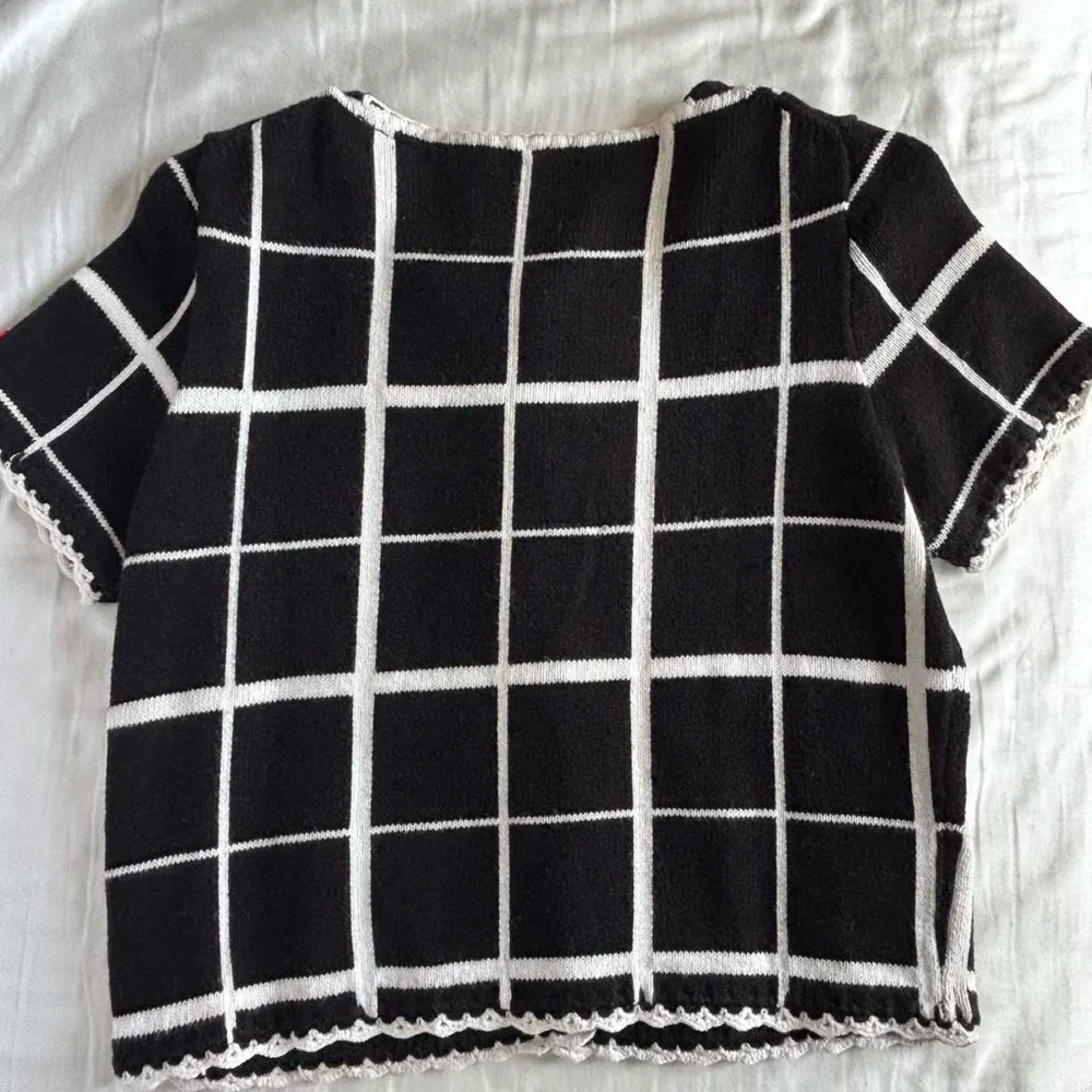 Michael Simon Black and White Button Down Shirt with Cherry Embroidery - Picture 3 of 3